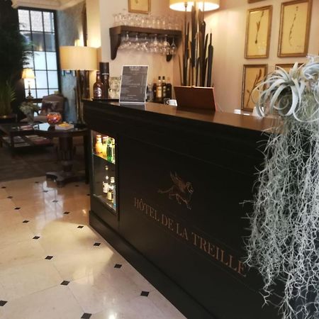 ליל Hotel De La Treille מראה חיצוני תמונה