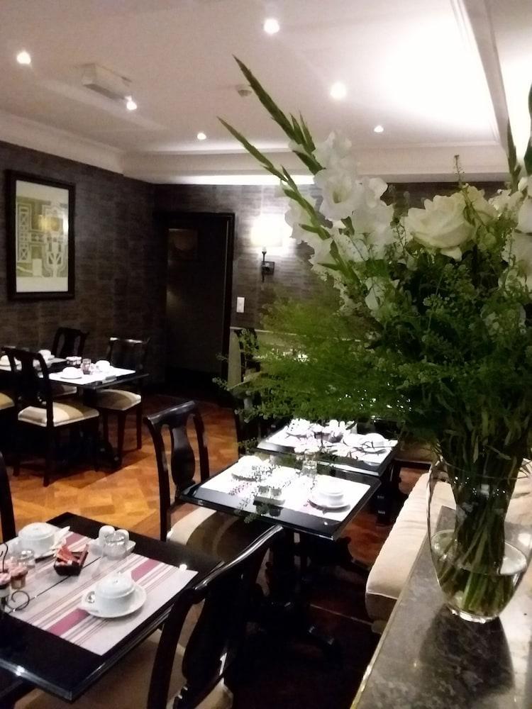ליל Hotel De La Treille מראה חיצוני תמונה