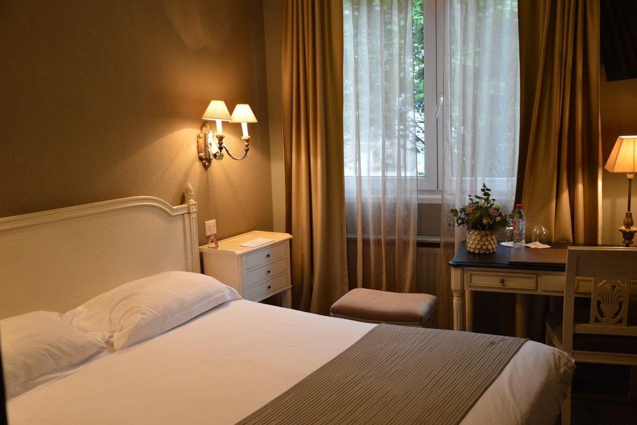 ליל Hotel De La Treille מראה חיצוני תמונה