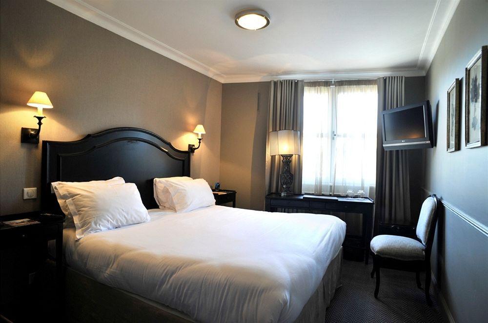 ליל Hotel De La Treille מראה חיצוני תמונה