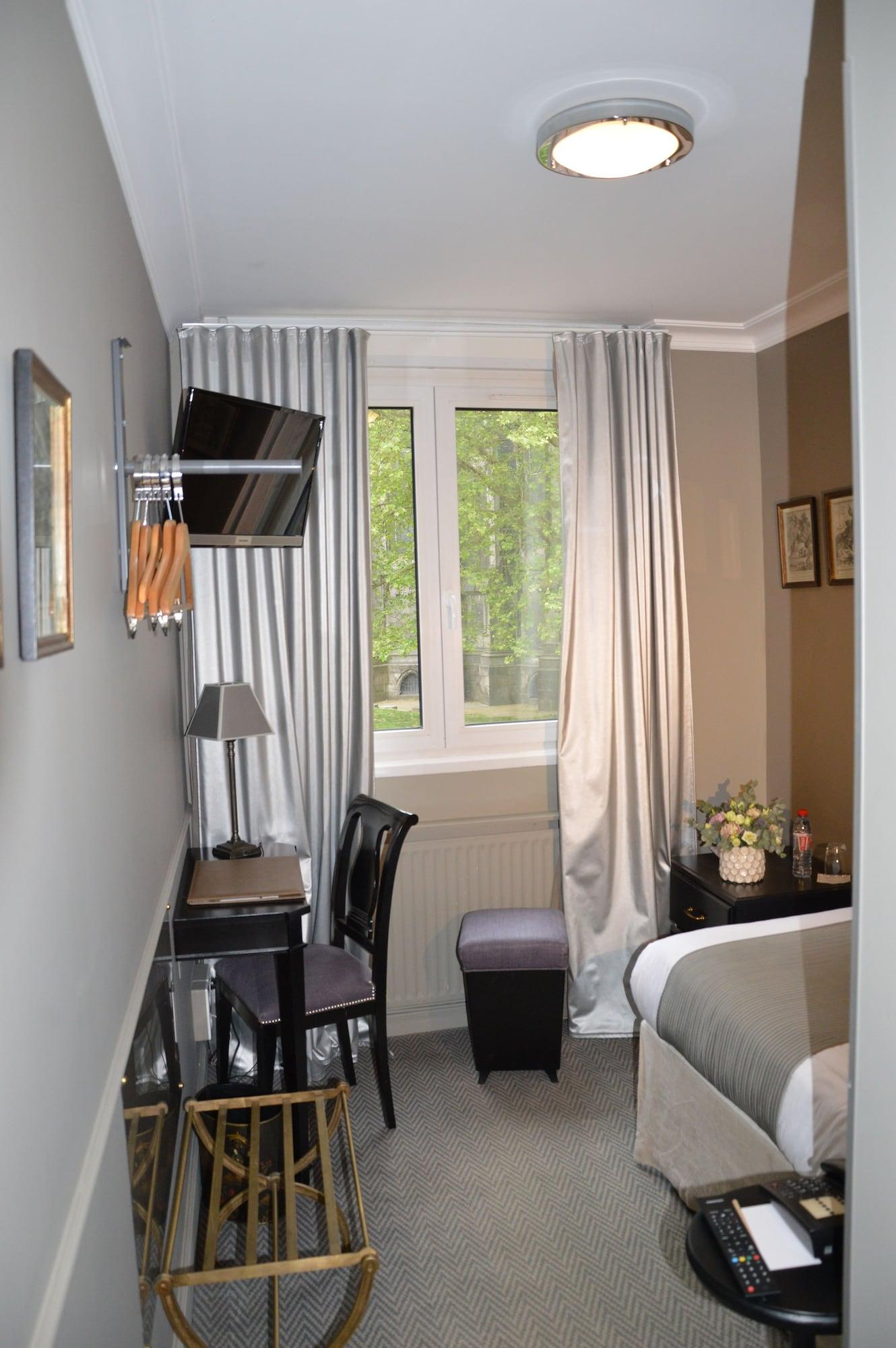ליל Hotel De La Treille מראה חיצוני תמונה