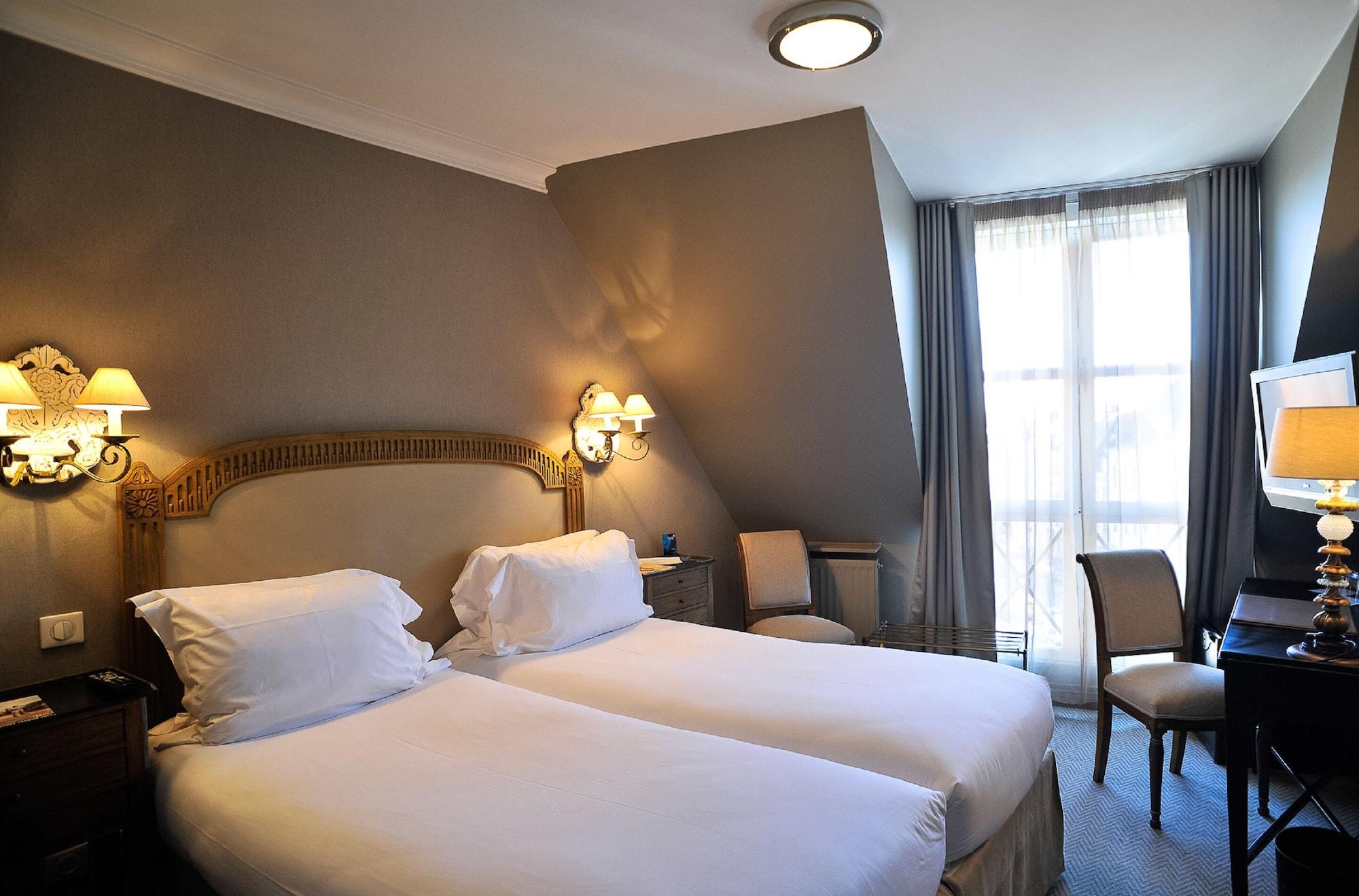 ליל Hotel De La Treille מראה חיצוני תמונה