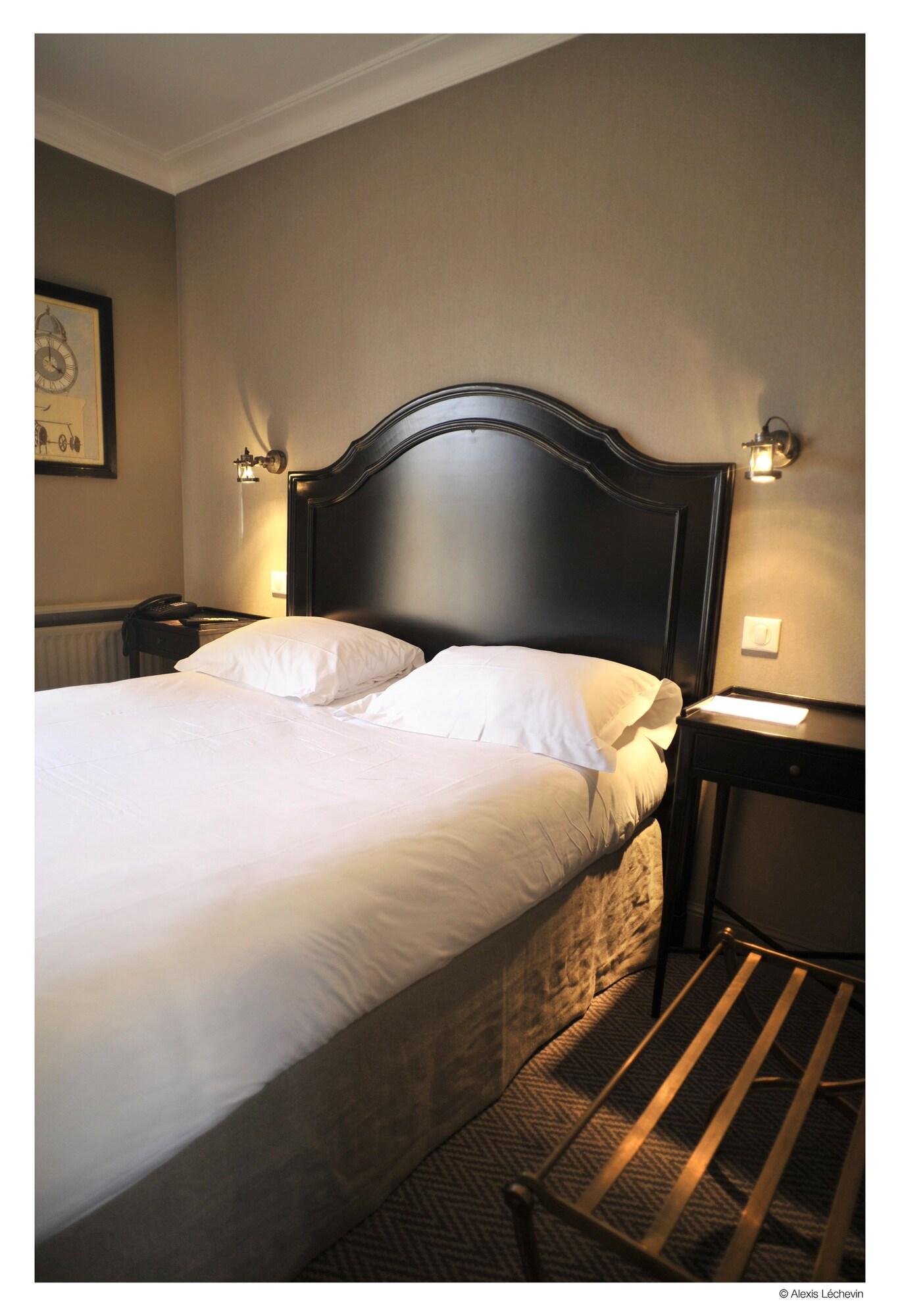 ליל Hotel De La Treille מראה חיצוני תמונה