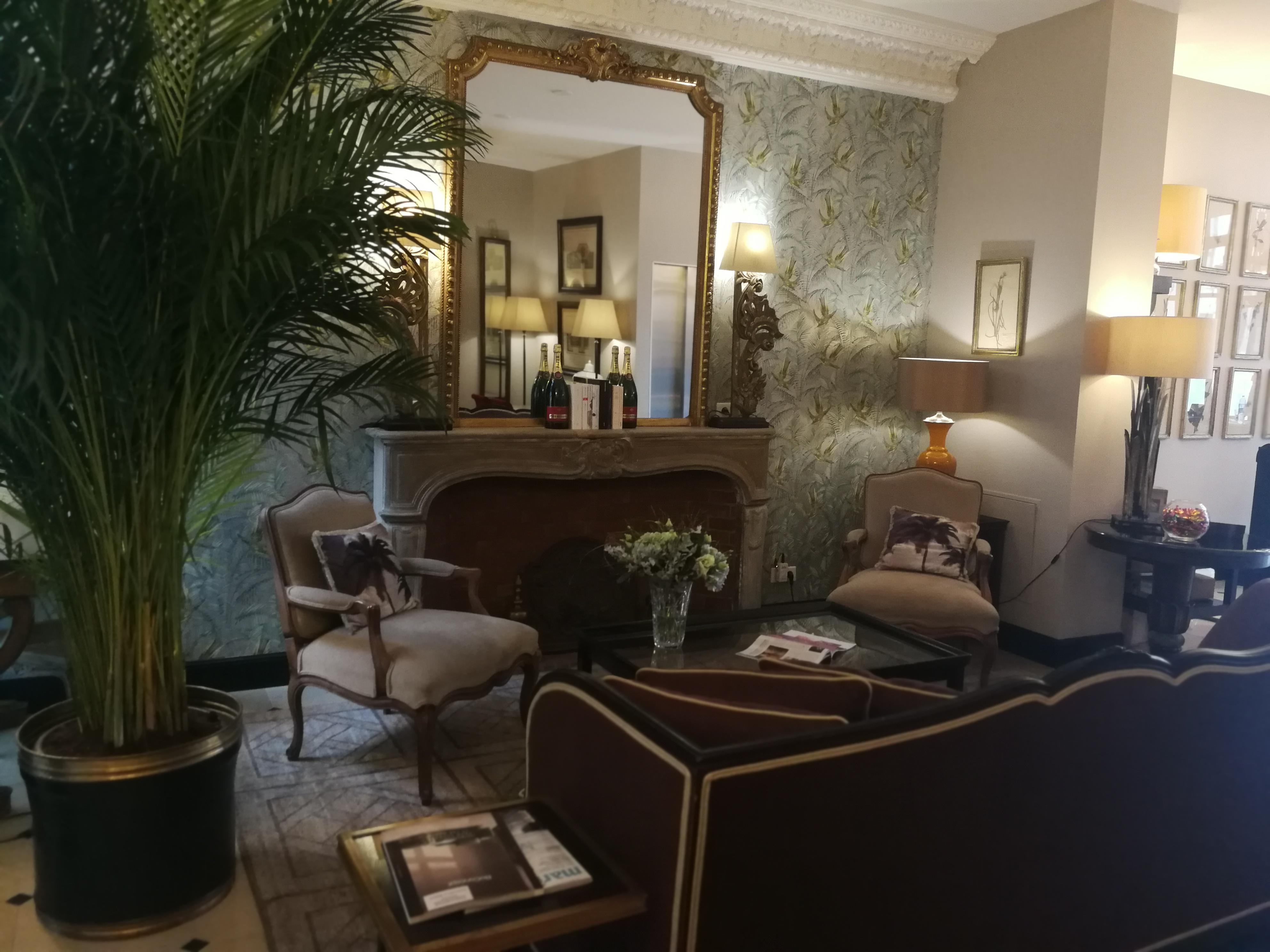 ליל Hotel De La Treille מראה חיצוני תמונה