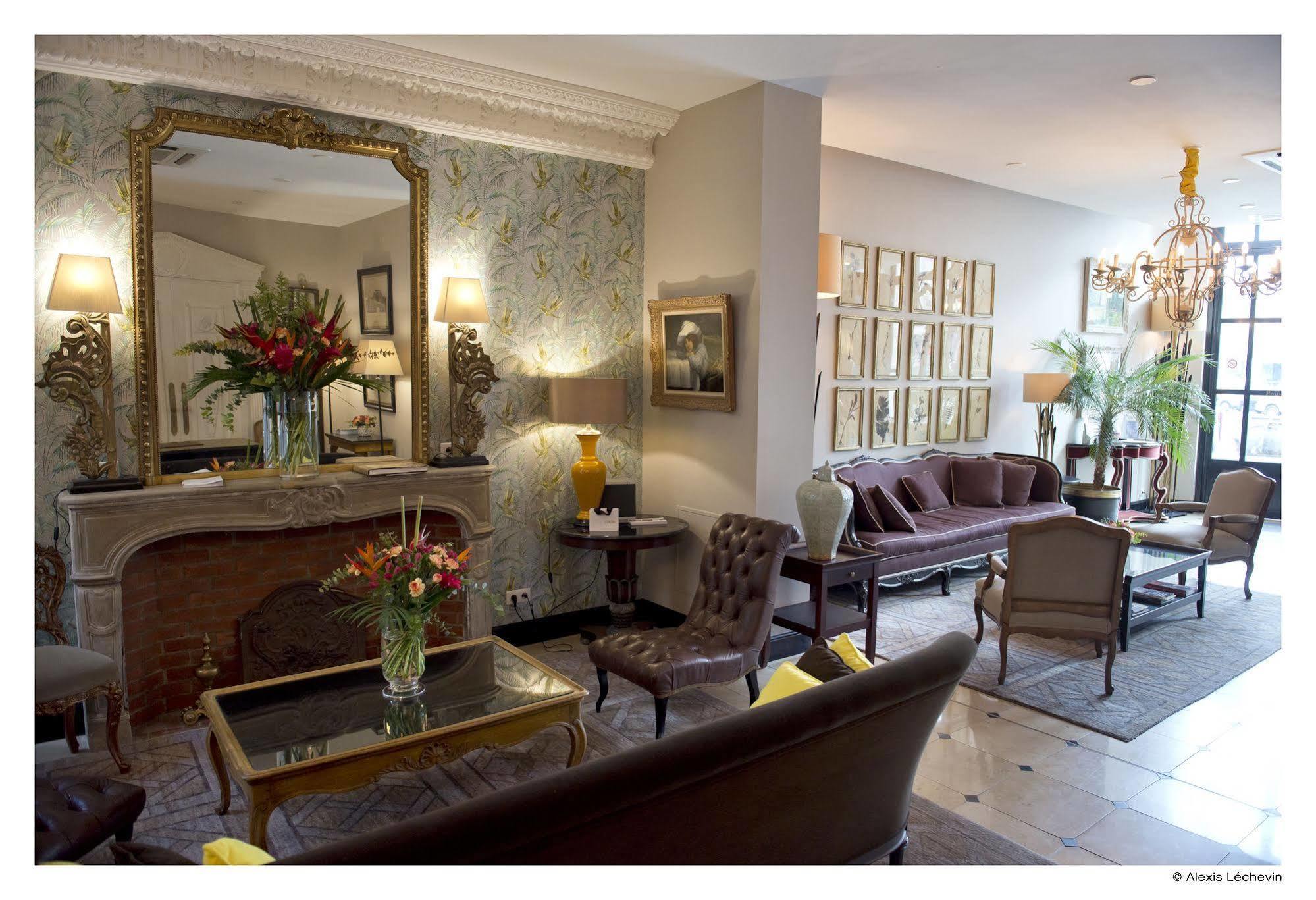 ליל Hotel De La Treille מראה חיצוני תמונה