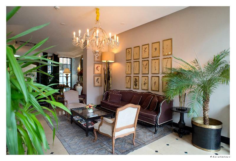 ליל Hotel De La Treille מראה חיצוני תמונה